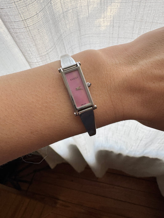 2000s GUCCI 1500L Pink Dial Silver Bangle Watch