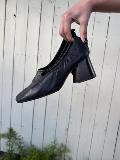 2000s CELINE Phoebe Philo Era Black Leather Pumps (37.5)