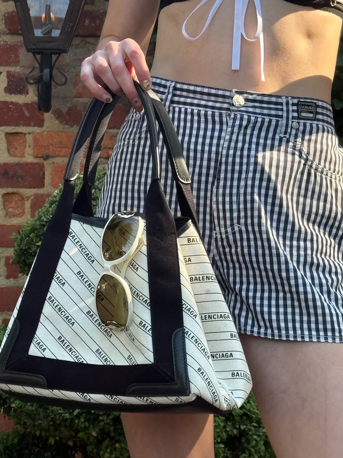 SS2019 BALENCIAGA Ivory Cabas Bag w/Pouch