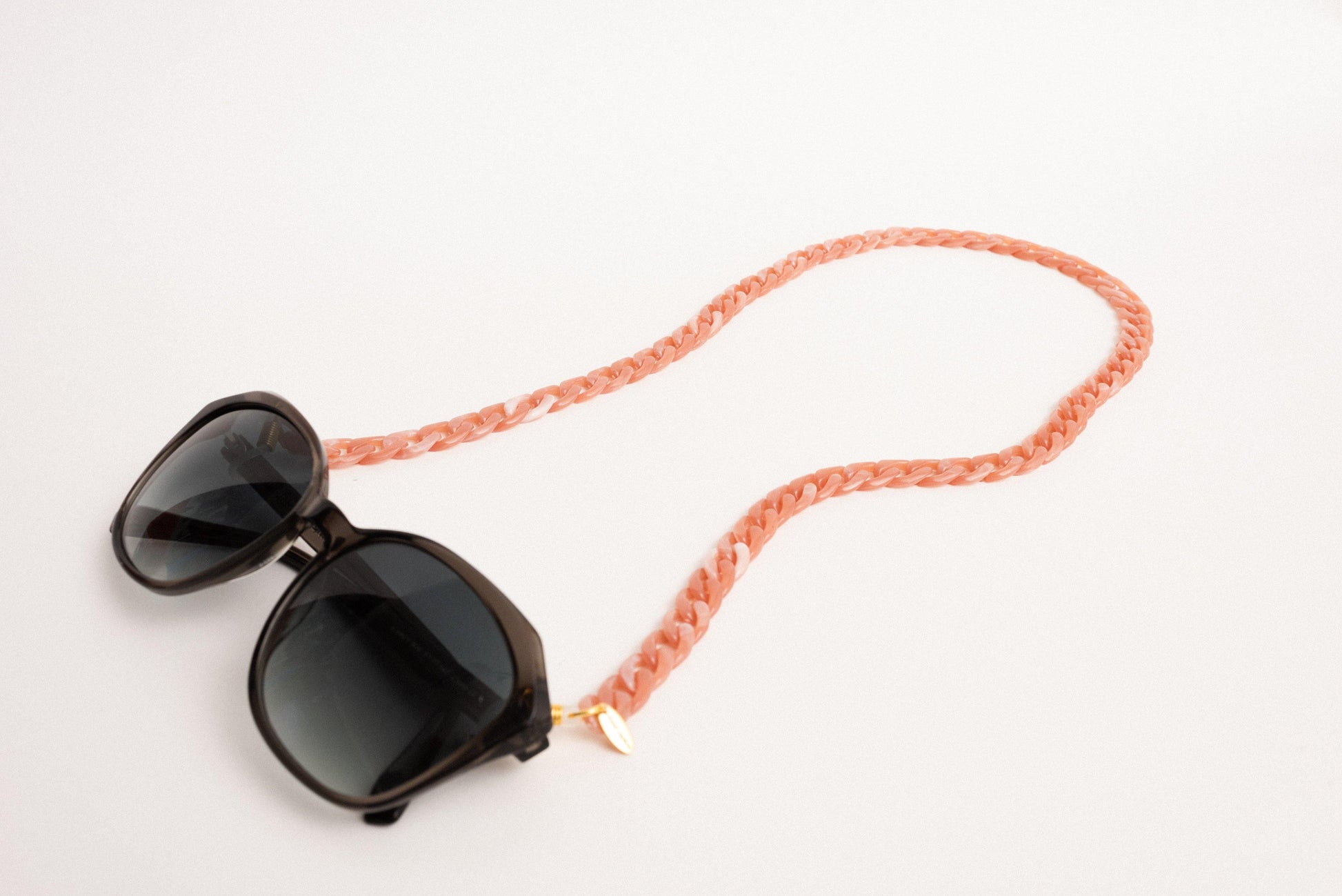 Chunky Blush (Sun) Glasses Chain - Closed Caption | Shop Vintage + Handmade. Always Sustainable. Never Wasteful.