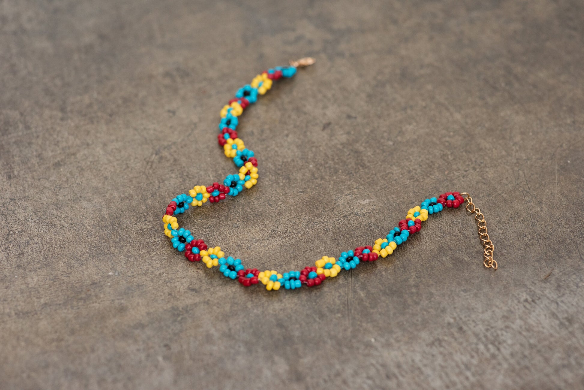 Daisy Colorful Beaded Floral Choker Necklace