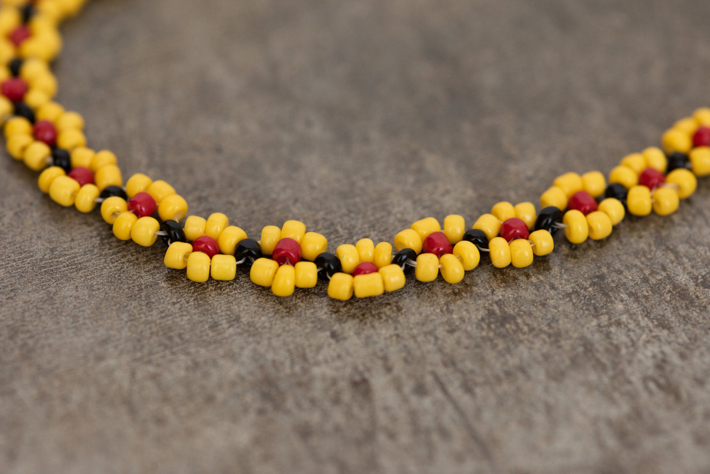 Daisy Yellow Beaded Floral Choker Necklace