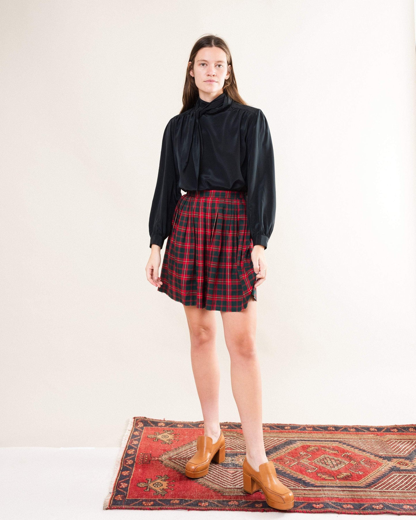 Vintage Plaid Pleated Mini Skirt (S/M)